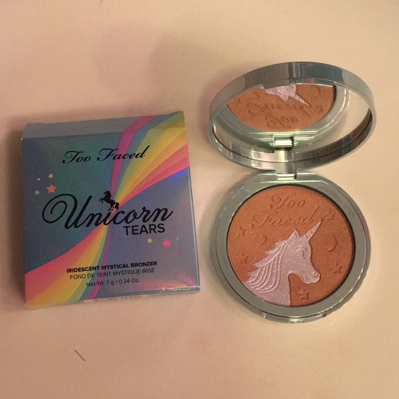 Too Faced Unicorn Tears Highlighter - Picture 3 of 3